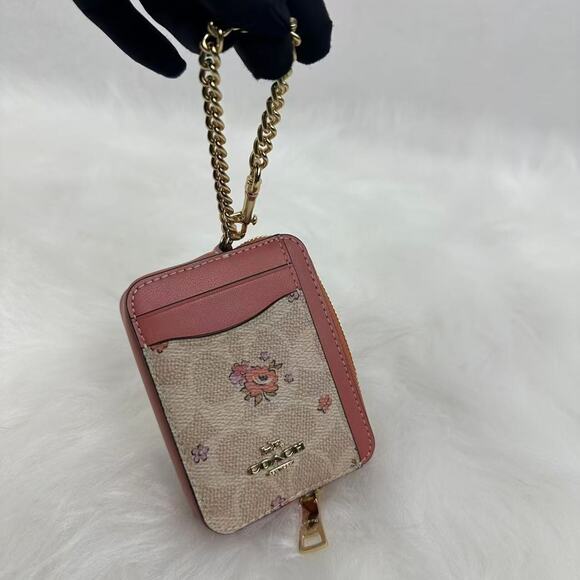 Coach Zip Card Case In Signature Canvas With Floral Print In Sand CAU45 NWT - Picture 2 of 4